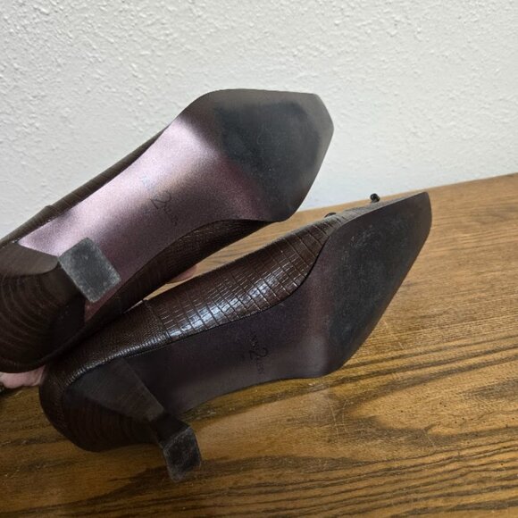 #35 AK Anne Klein 2 Brown Textured Pointed-Toe Dress Heels Size 8M - Picture 5 of 8
